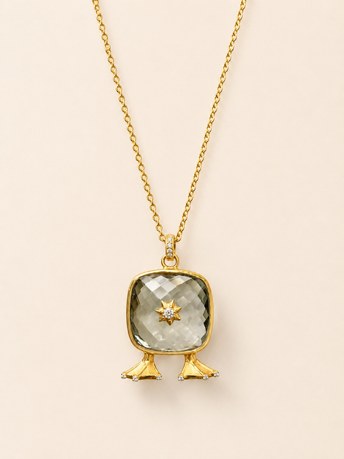 Collier LE CANARD en améthyste verte, laiton doré à l’or fin 18 carats